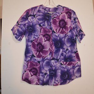 Mad About Scrubs! Cotton Floral Colors Button Down Shirt V-Neck Short Sleeves M